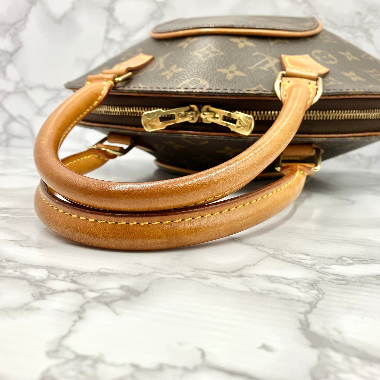 LOUIS VUITTON Monogram Ellipse PM