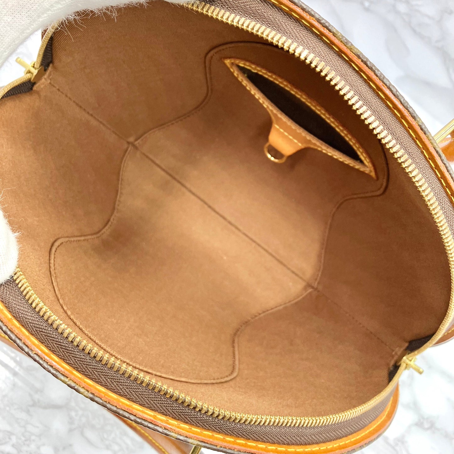 LOUIS VUITTON Monogram Ellipse PM