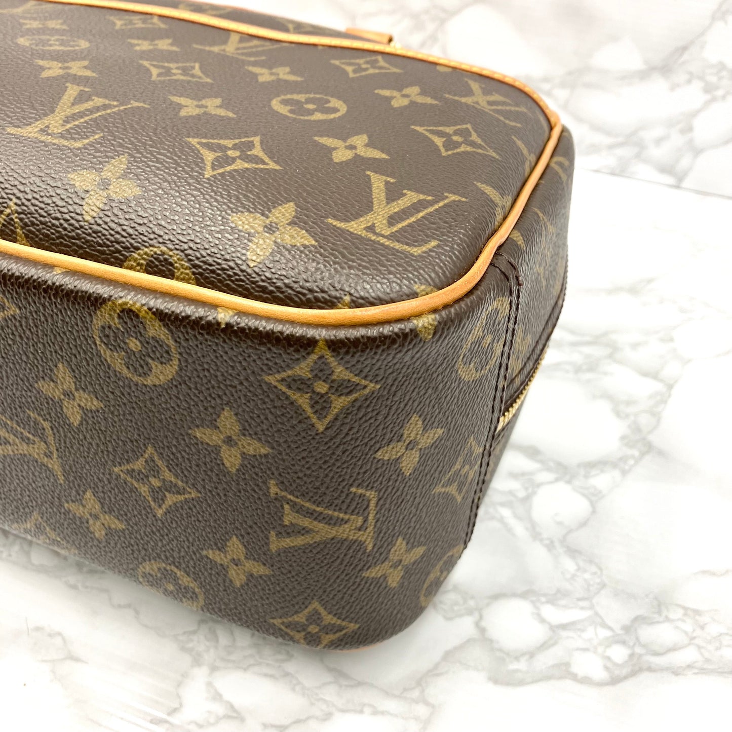 LOUIS VUITTON Monogram Trouville handbag