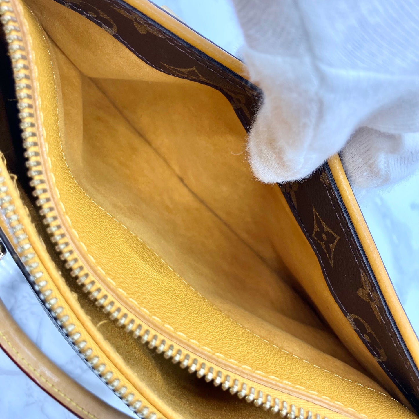 LOUIS VUITTON Monogram palace BB