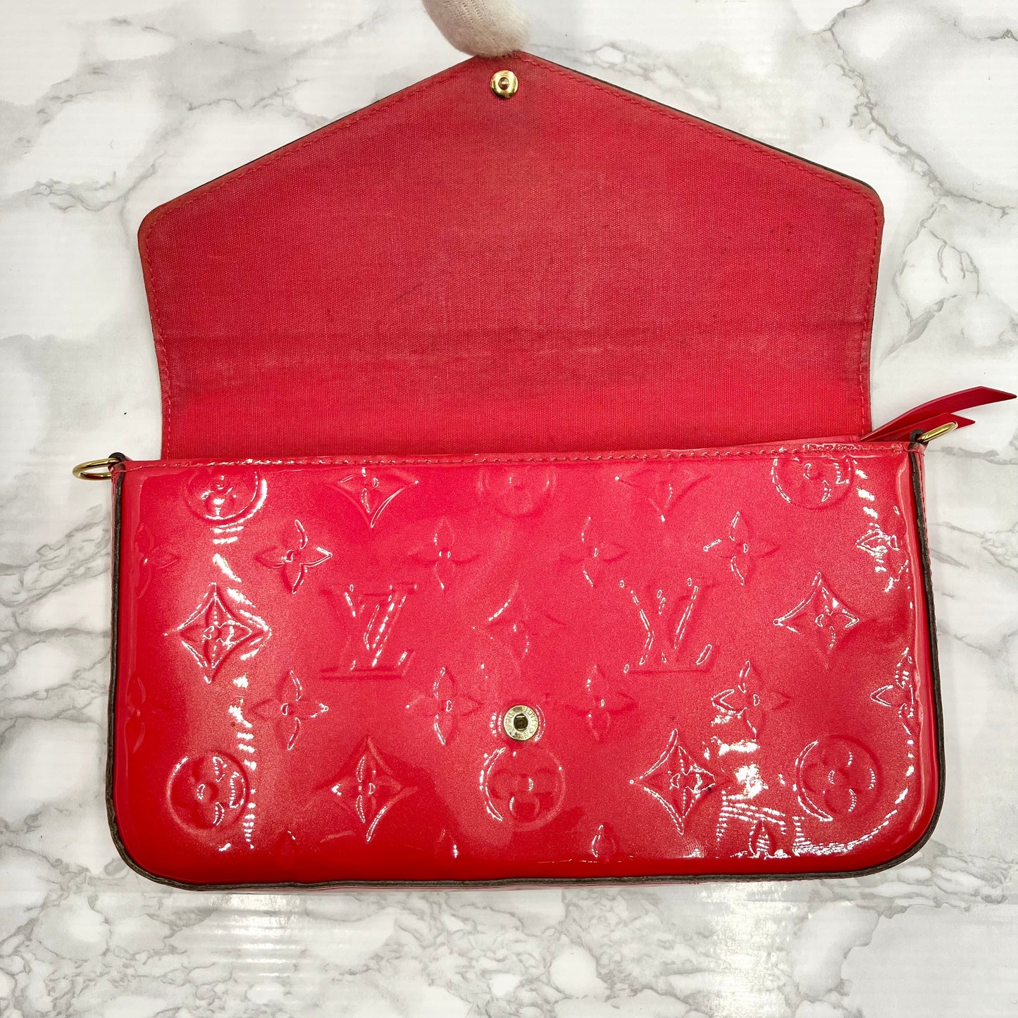 LOUIS VUITTON Vernis Felice