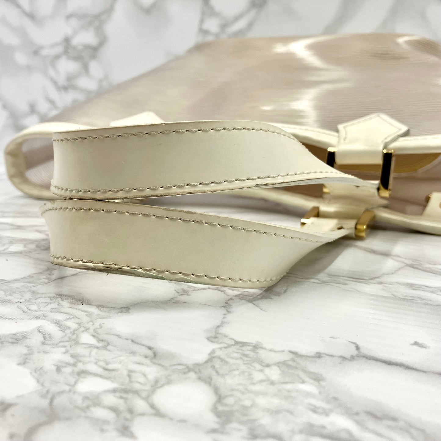 LOUIS VUITTON EPi Mini Lagoon Bay