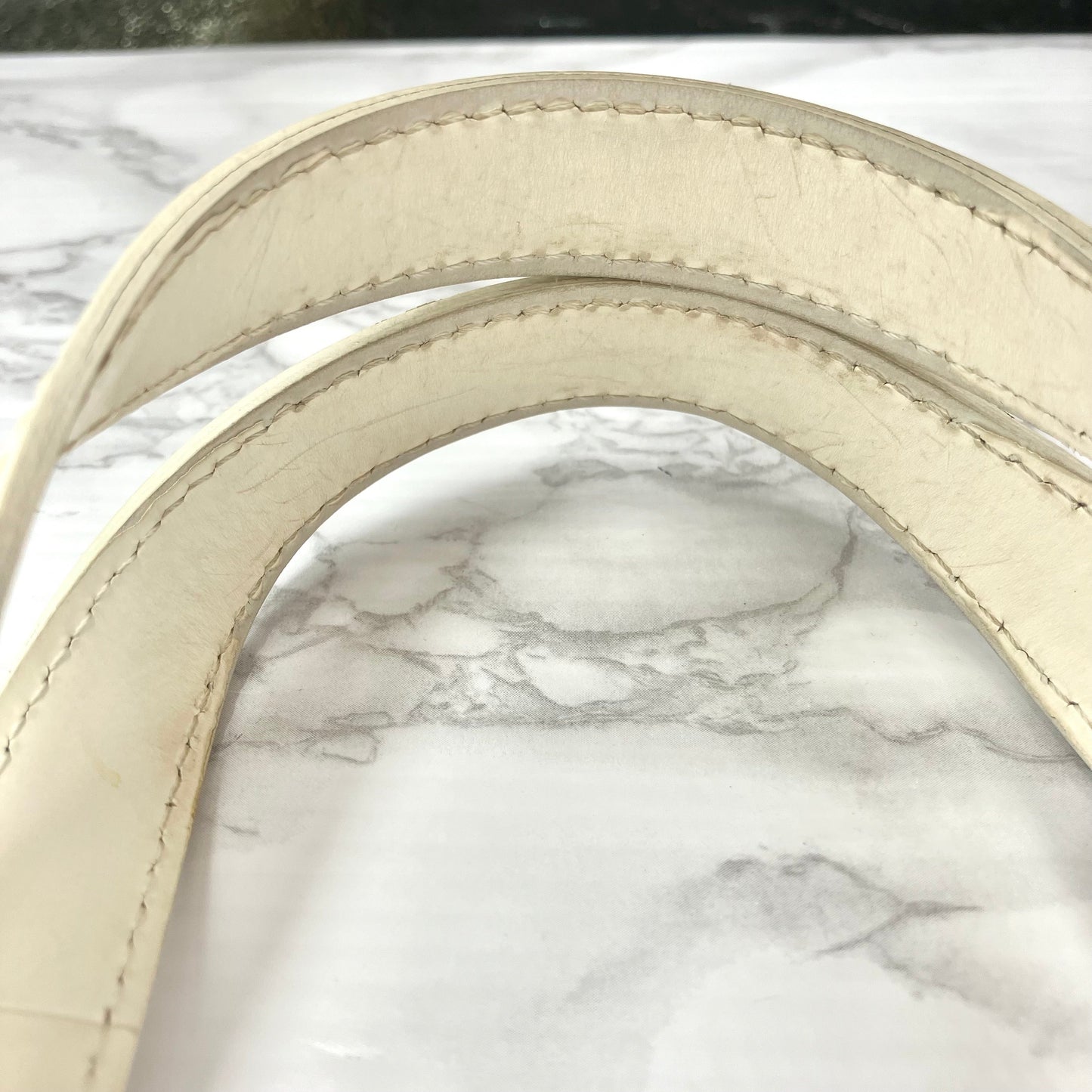 LOUIS VUITTON EPi Mini Lagoon Bay