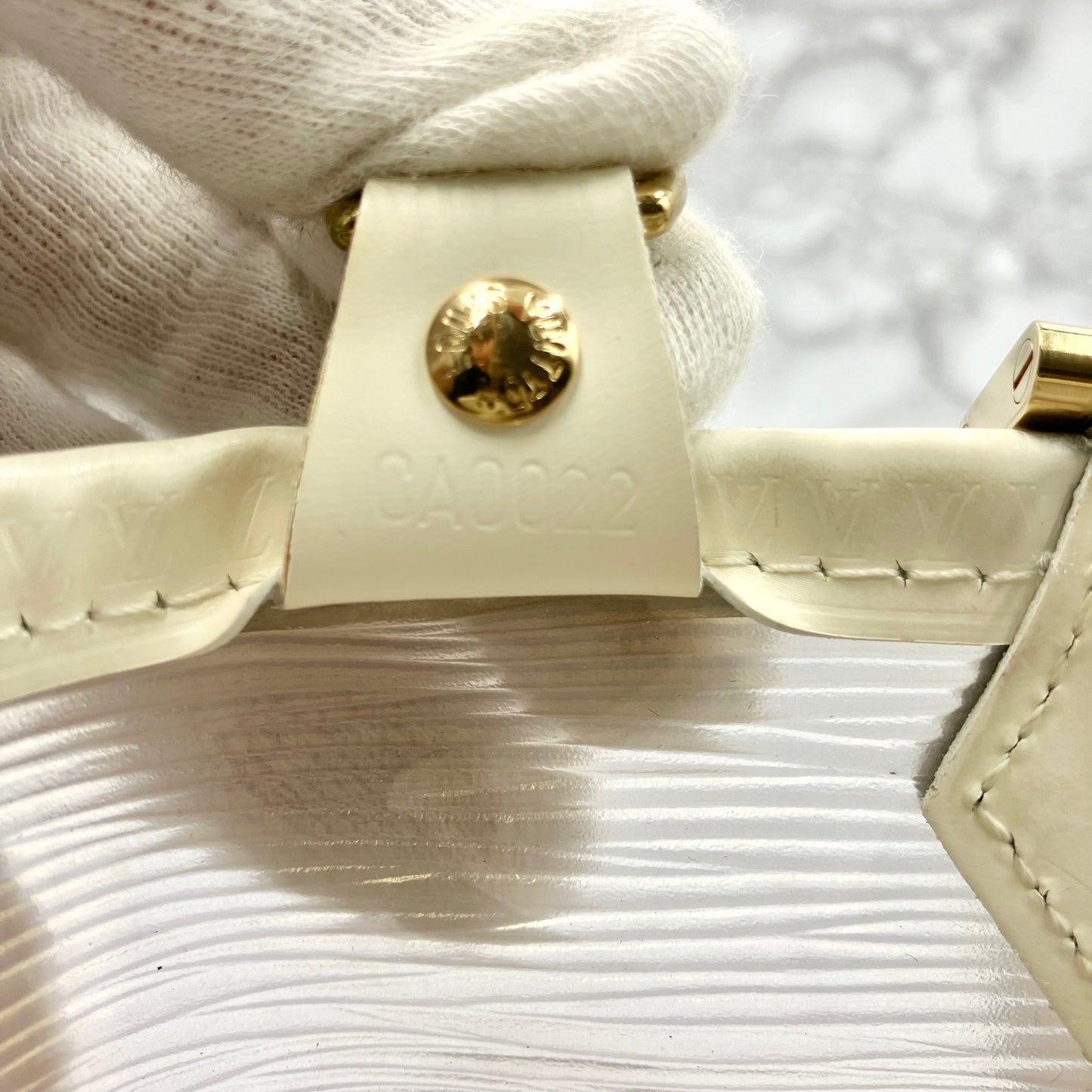LOUIS VUITTON EPi Mini Lagoon Bay