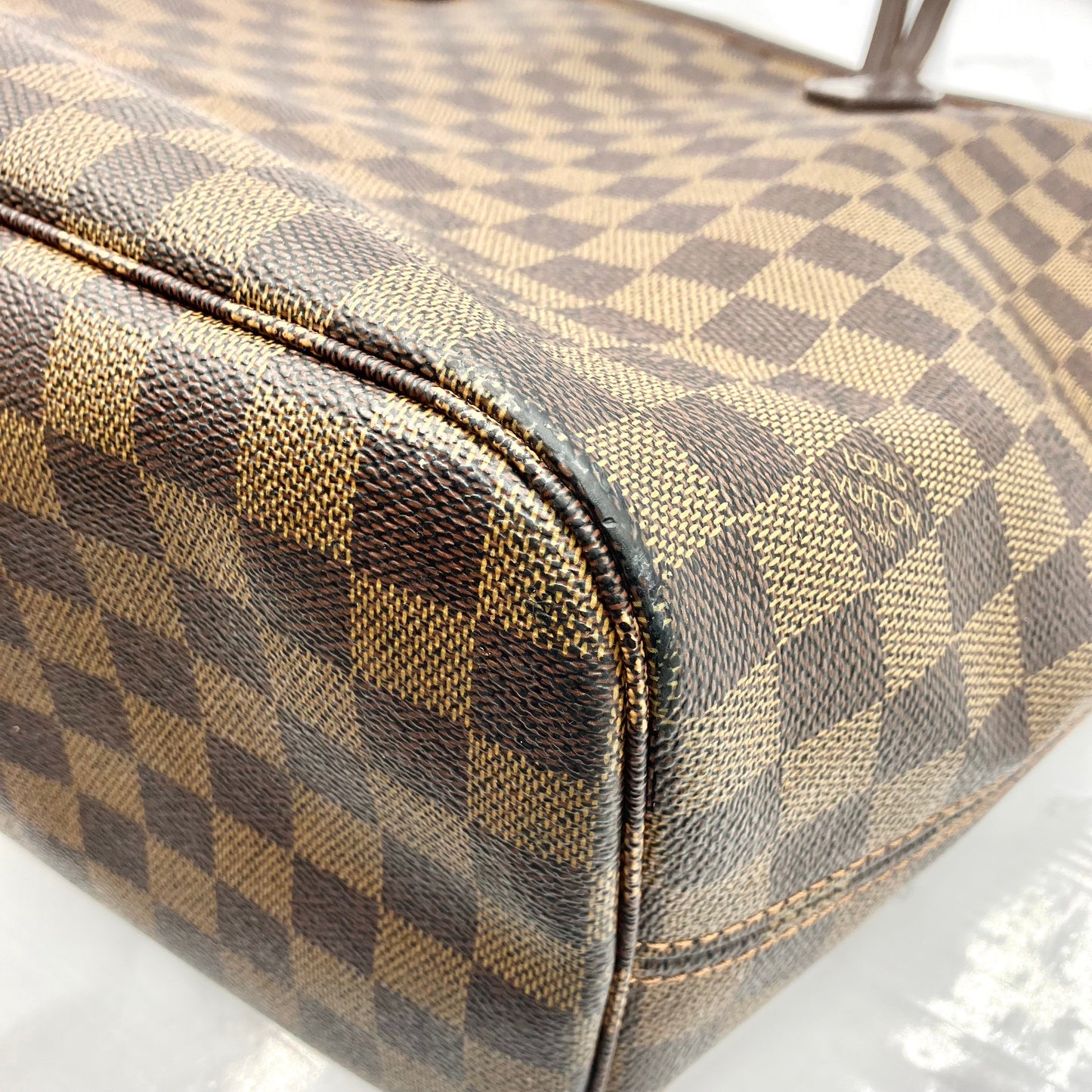 LOUIS VUITTON Damier Neverfull MM