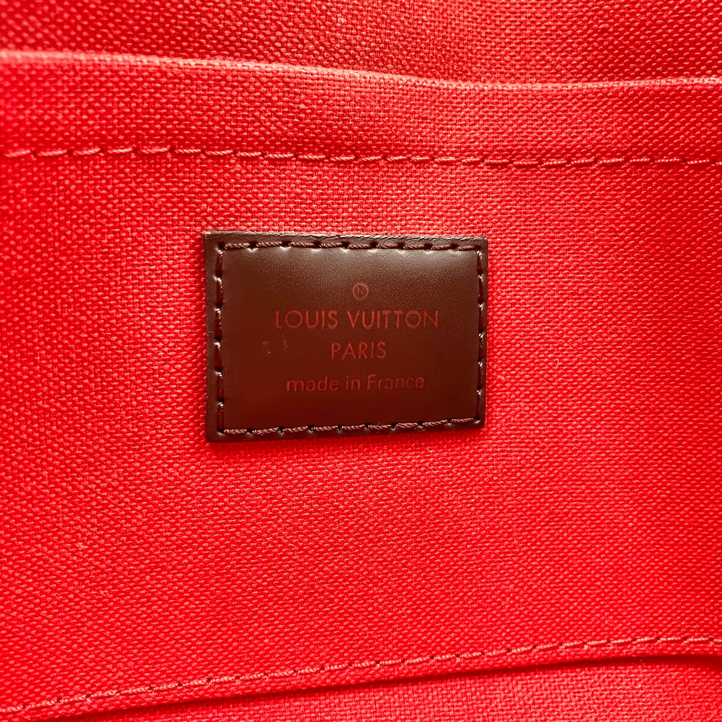 LOUIS VUITTON Damier Favorite