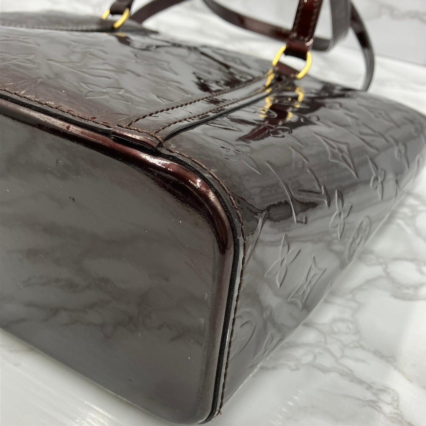 LOUIS VUITTON Vernis Avalon MM