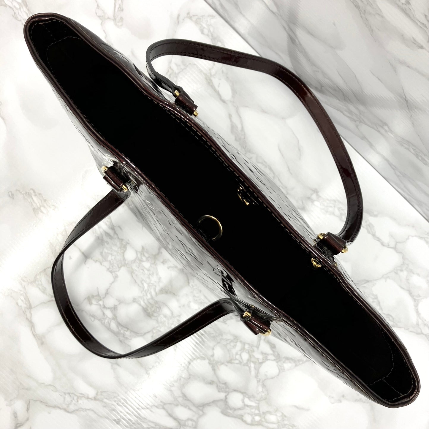LOUIS VUITTON Vernis Avalon MM