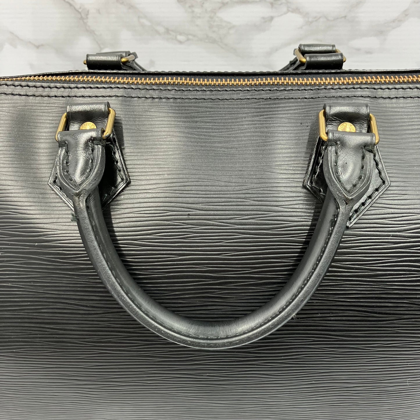 LOUIS VUITTON Epi Speedy 35
