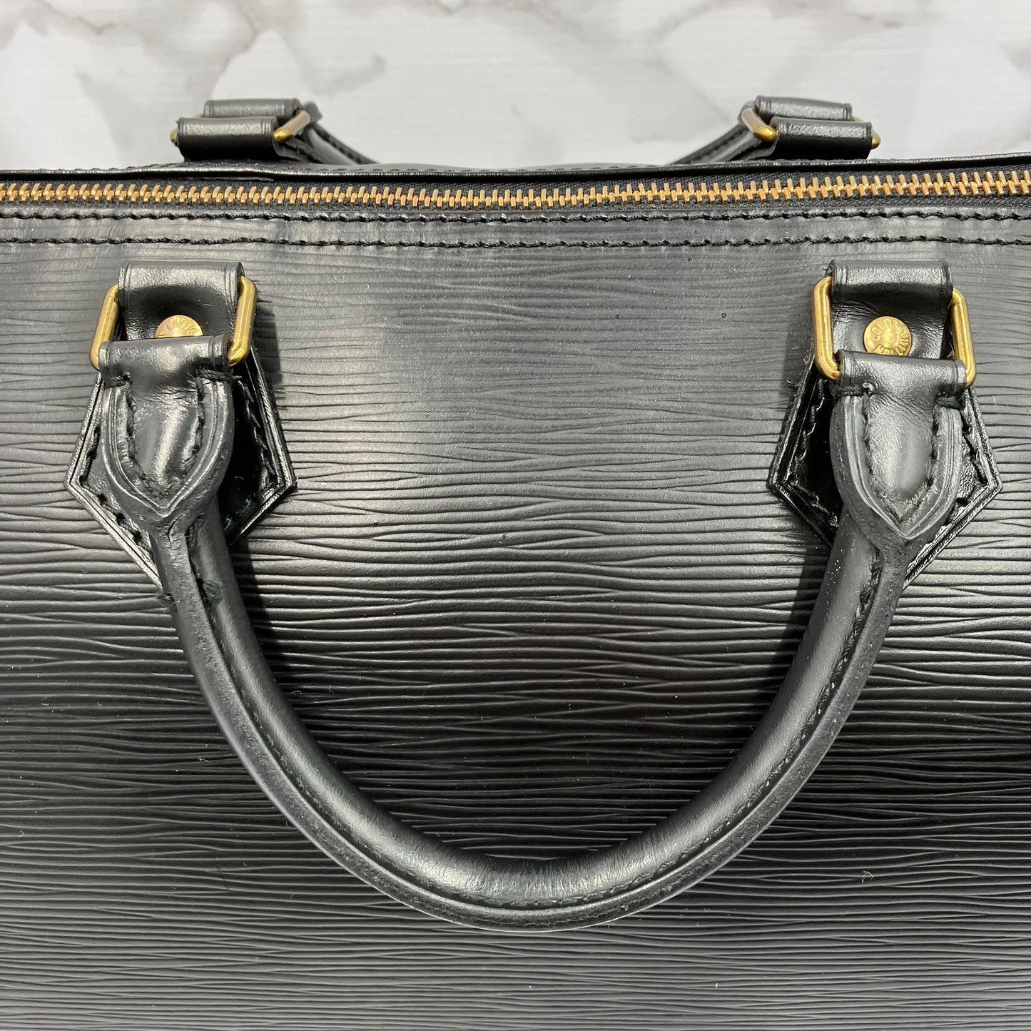 LOUIS VUITTON Epi Speedy 35