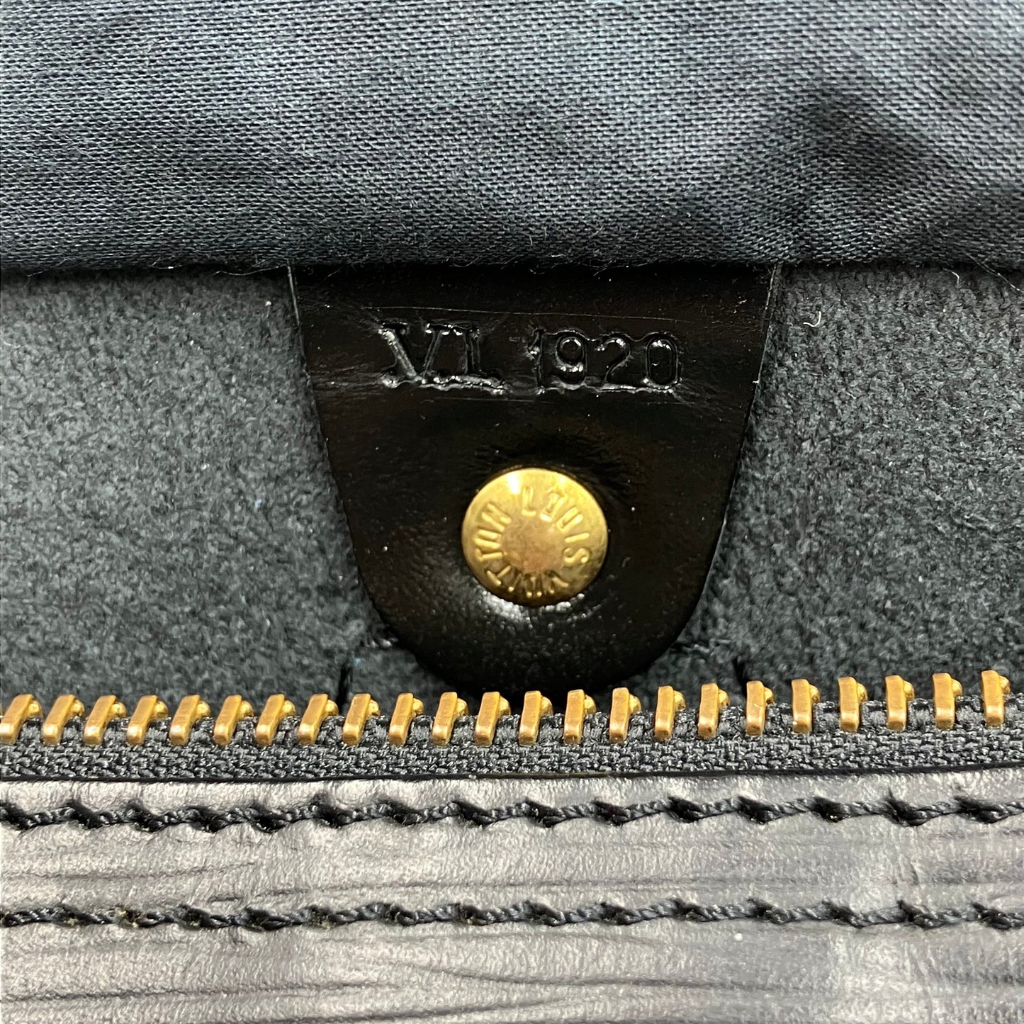 LOUIS VUITTON Epi Speedy 35