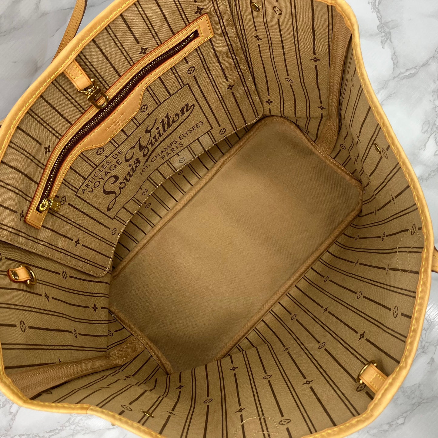 LOUIS VUITTON Monogram Neverfull MM