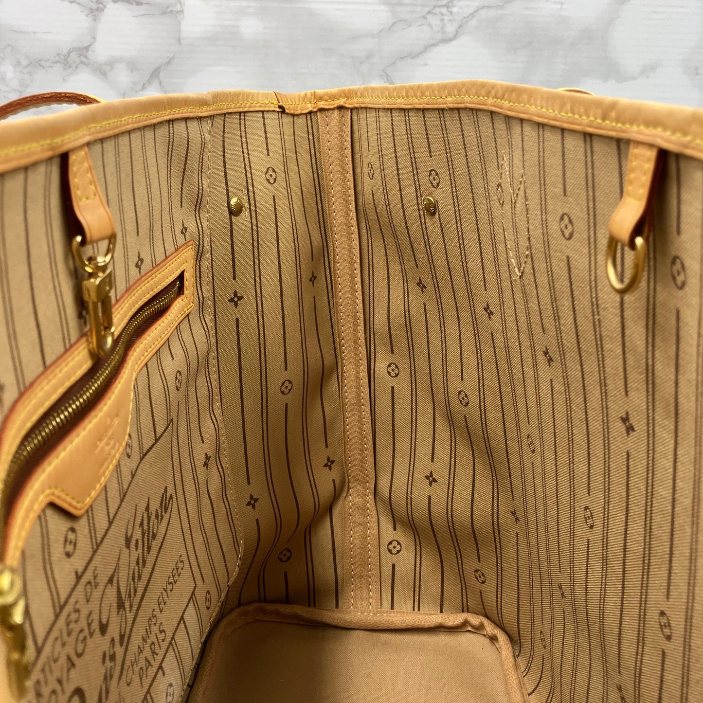 LOUIS VUITTON Monogram Neverfull MM