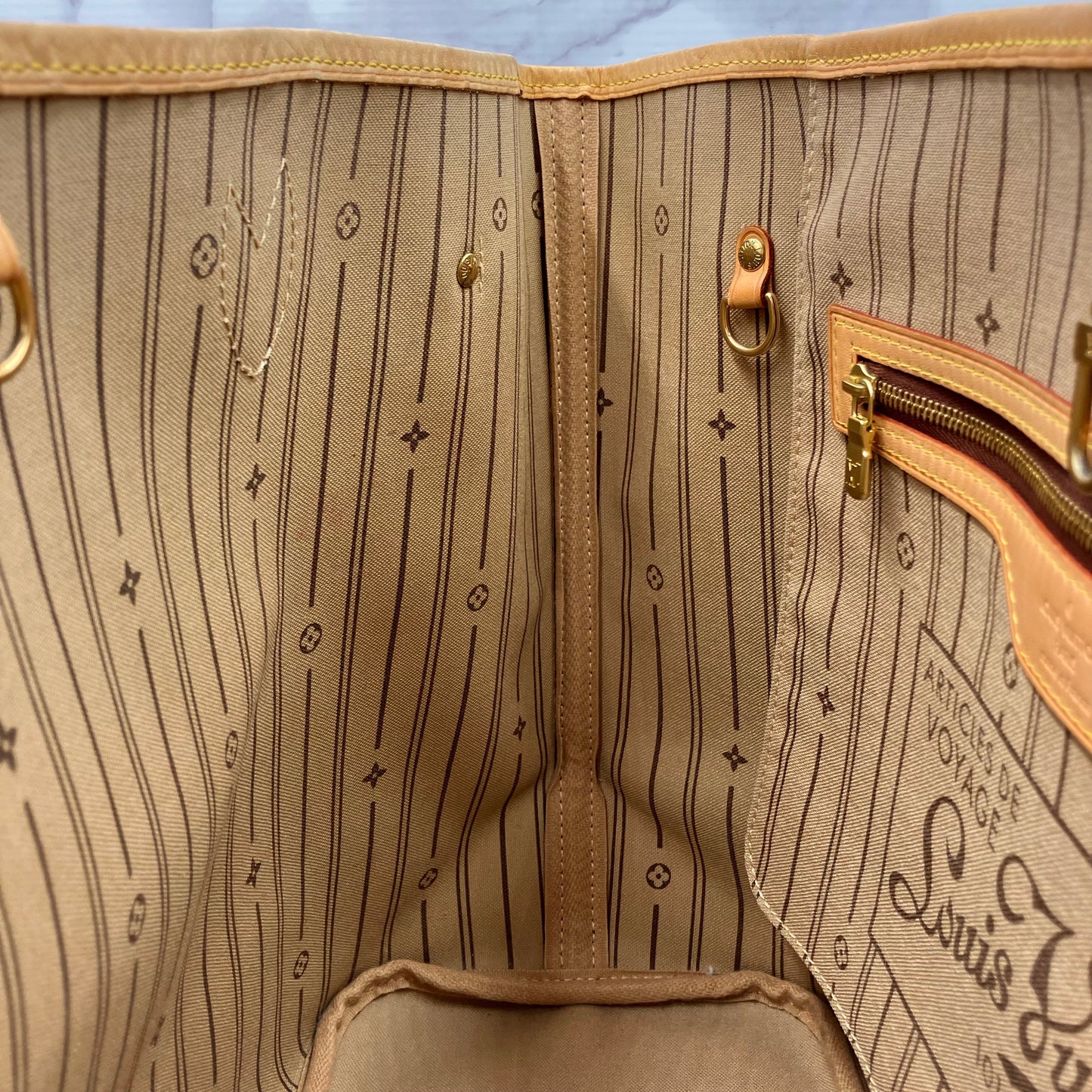 LOUIS VUITTON Monogram Neverfull MM