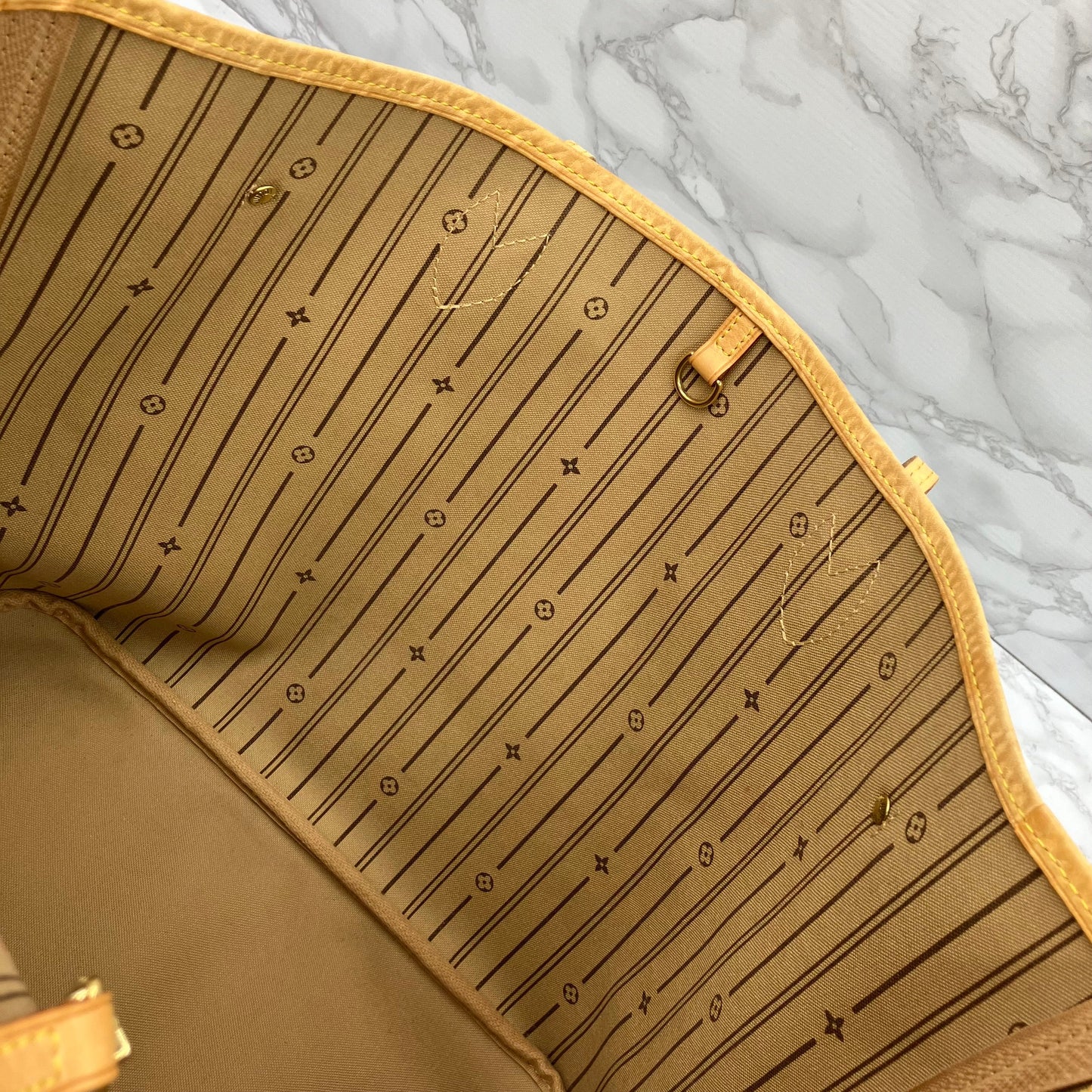 LOUIS VUITTON Monogram Neverfull MM