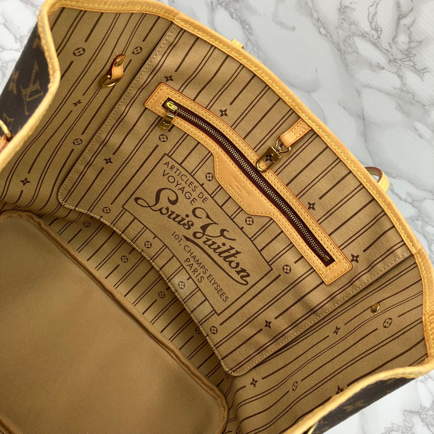 LOUIS VUITTON Monogram Neverfull MM