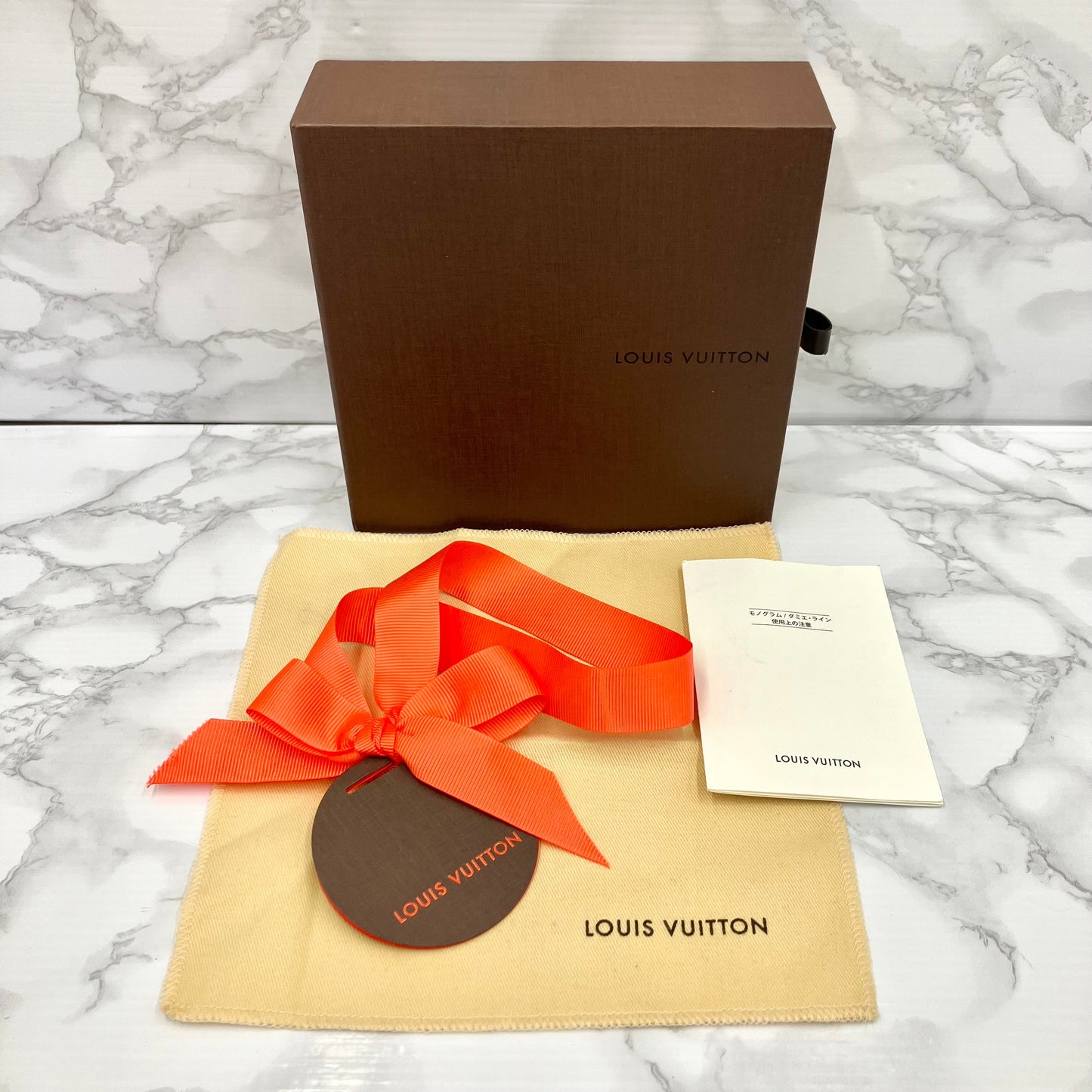 LOUIS VUITTON Eclipse Belt