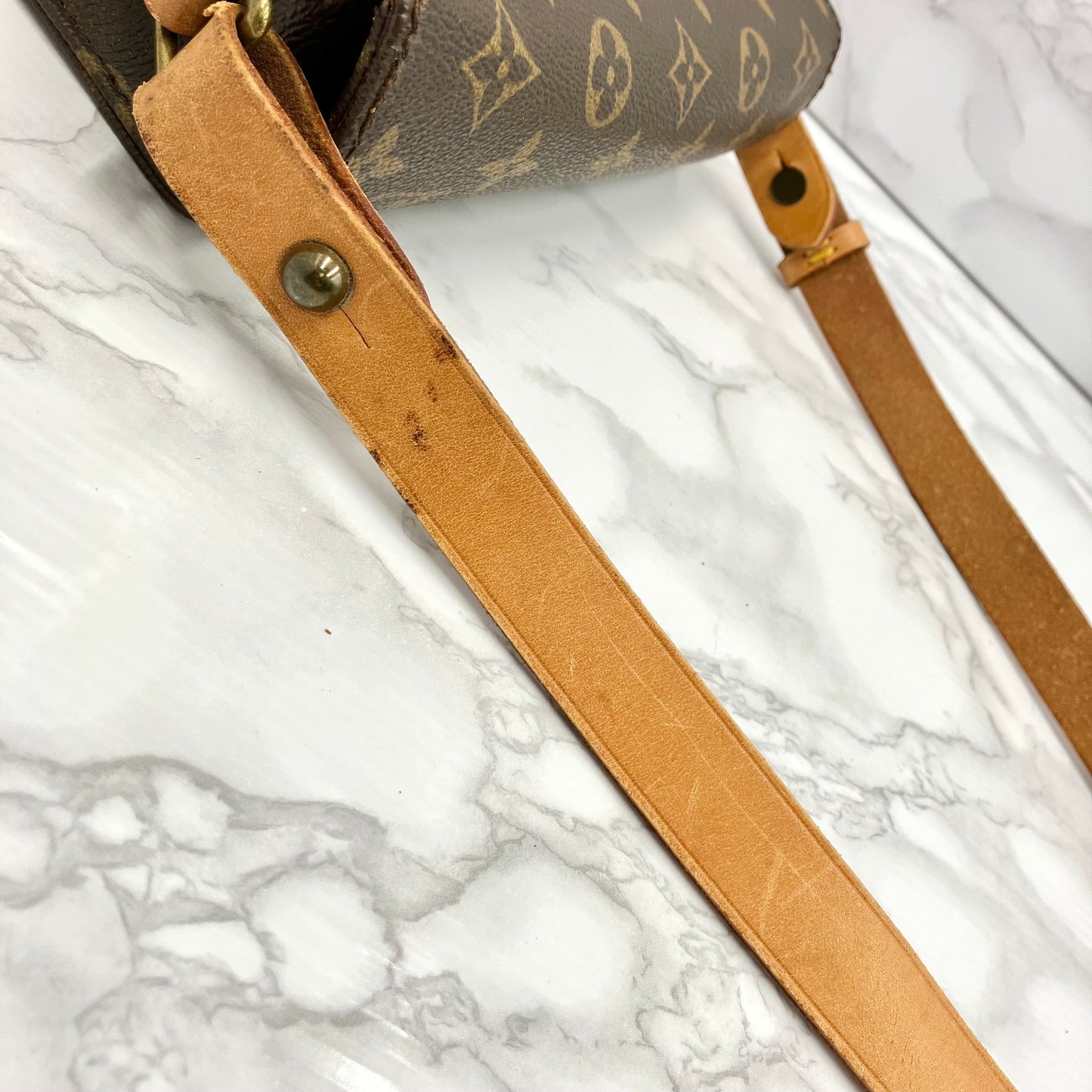 LOUIS VUITTON Monogram cartochiere