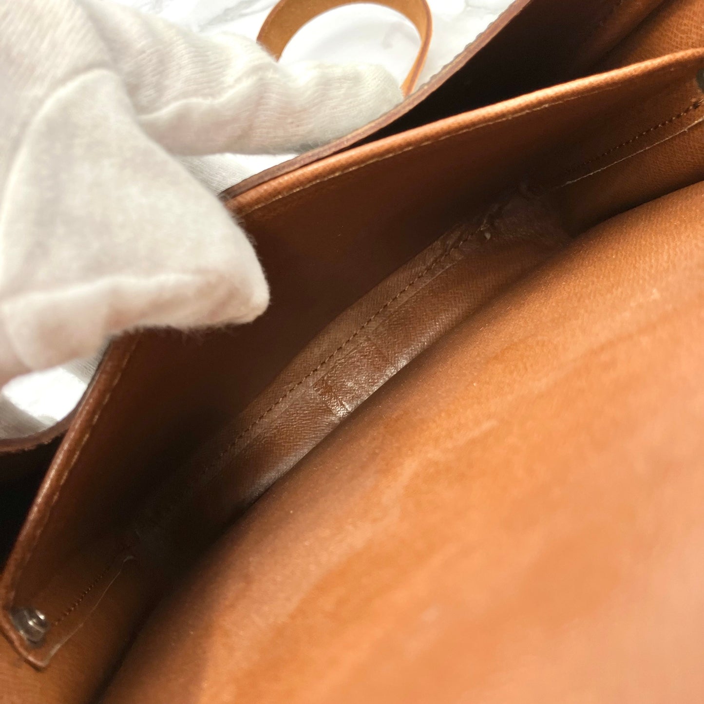 LOUIS VUITTON Monogram cartochiere