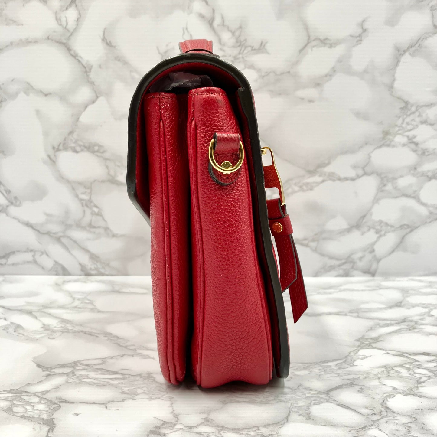 LOUIS VUITTON Amplant Metis