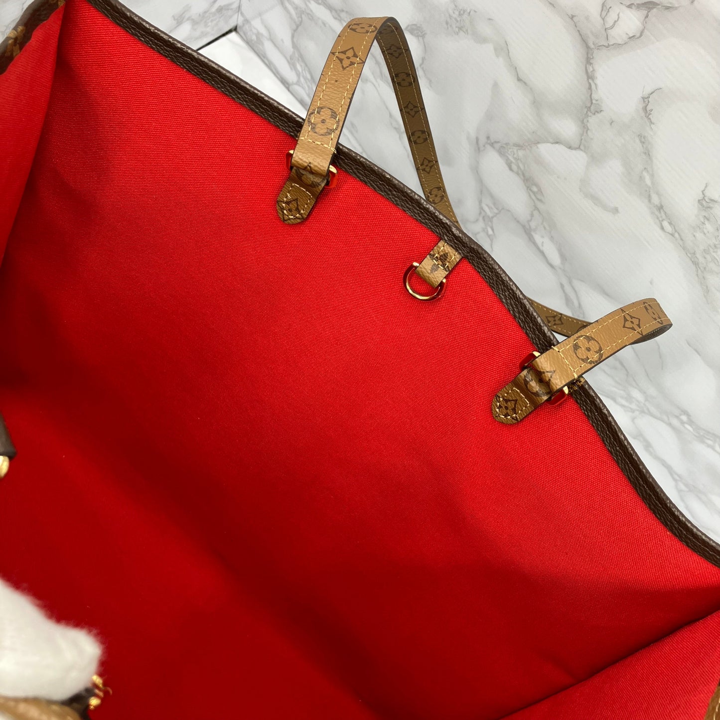 LOUIS VUITTON On The Go GM Monogram Giant Reverse