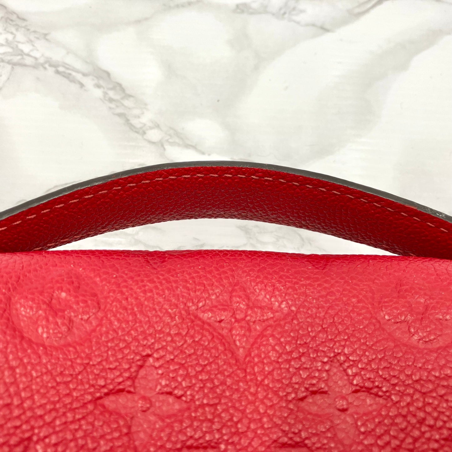 LOUIS VUITTON Amplant Metis