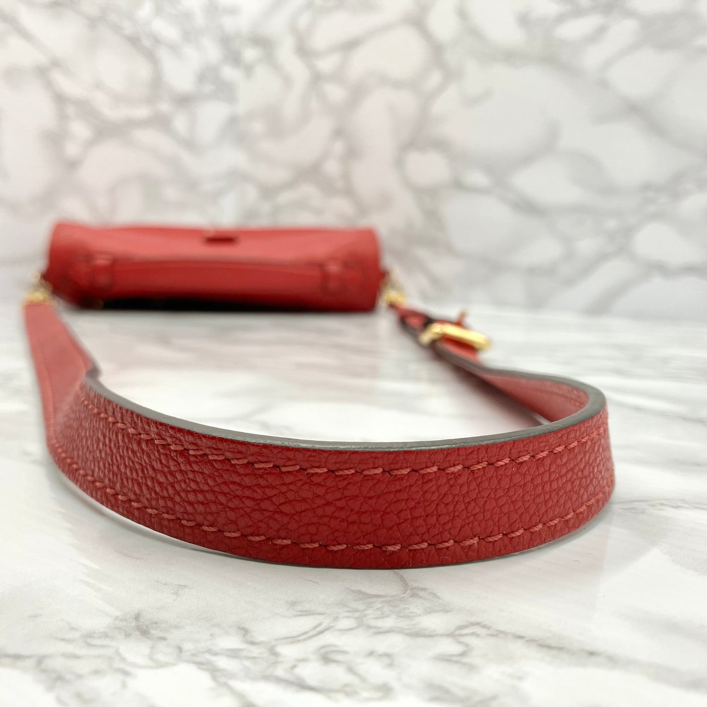 LOUIS VUITTON Amplant Metis