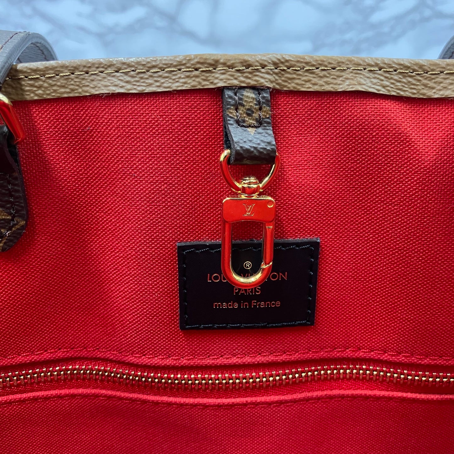 LOUIS VUITTON On The Go GM Monogram Giant Reverse