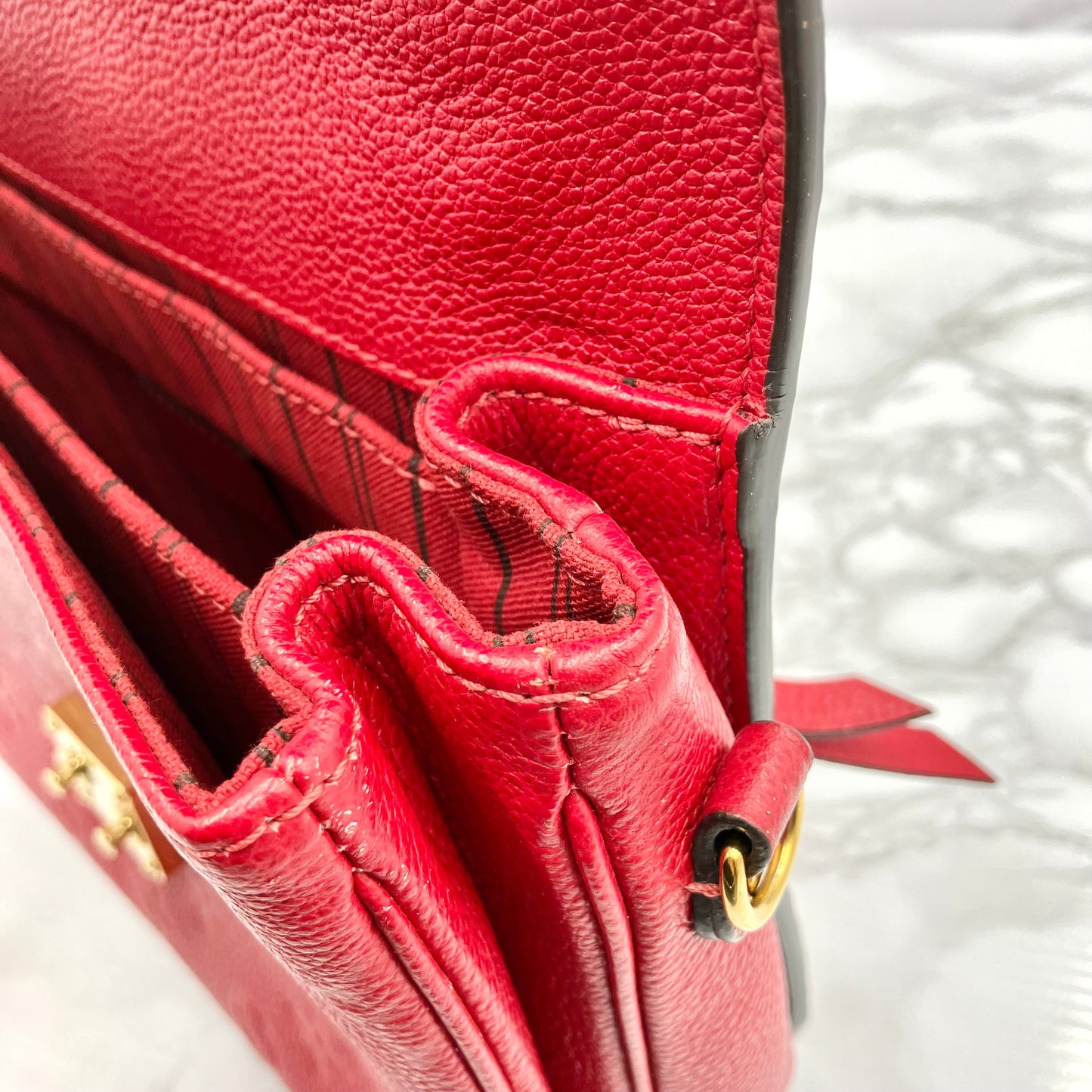 LOUIS VUITTON Amplant Metis