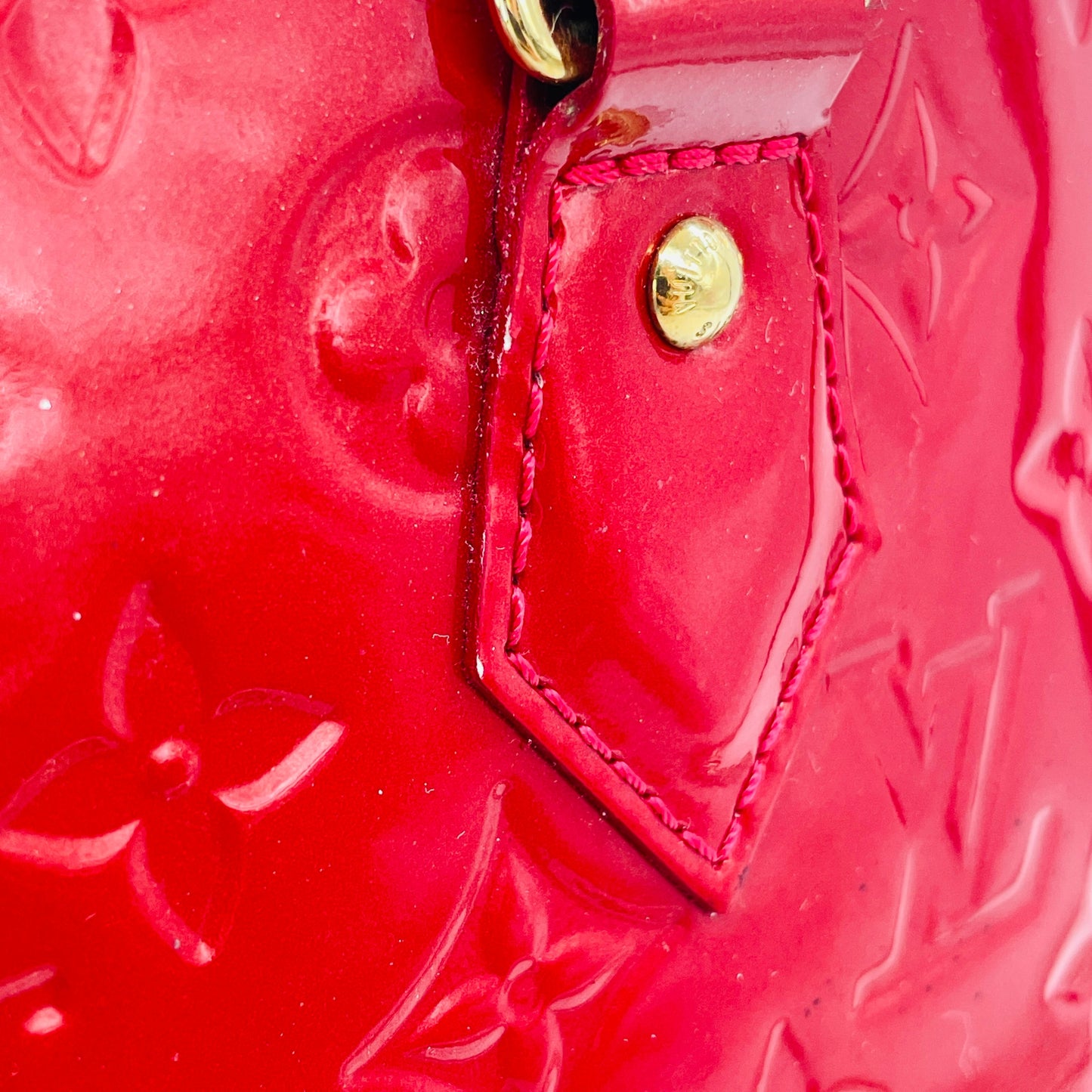 LOUIS VUITTON Vernis Alma PM