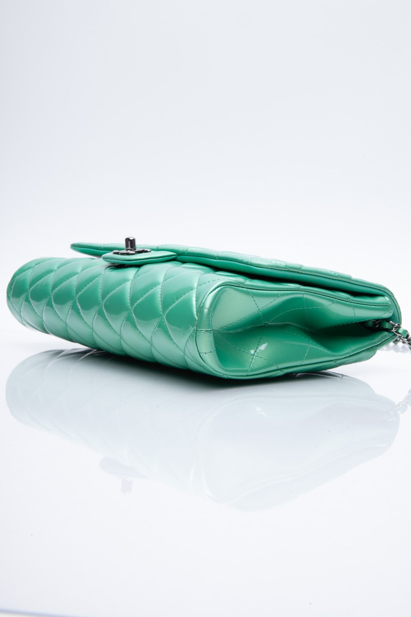 CHANEL Timeless Clutch On Chain Patent Leather Green