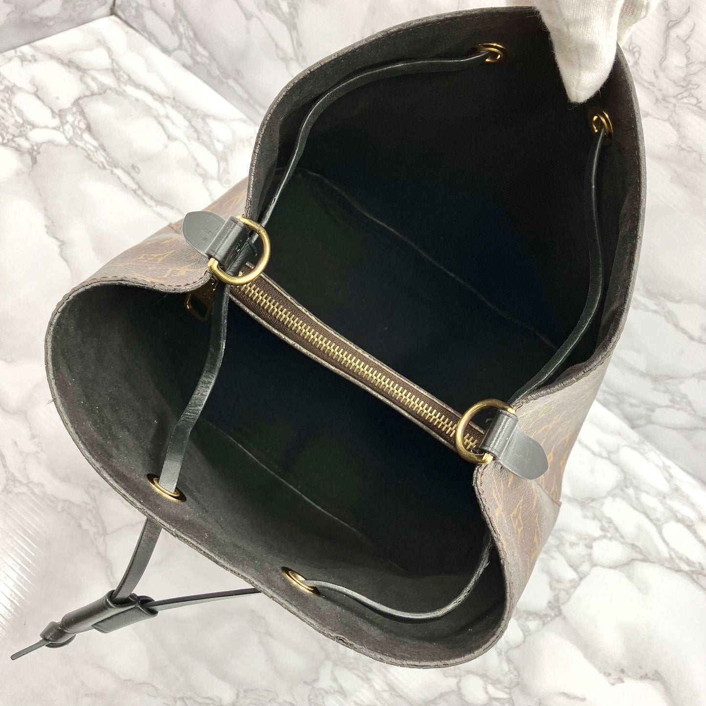 LOUIS VUITTON Monogram Neo Noe