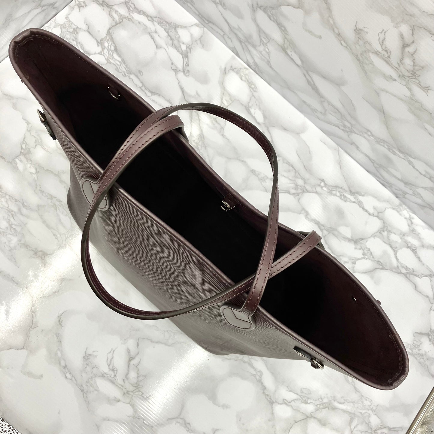 LOUIS VUITTON Epi Neverfull MM fuchsia
