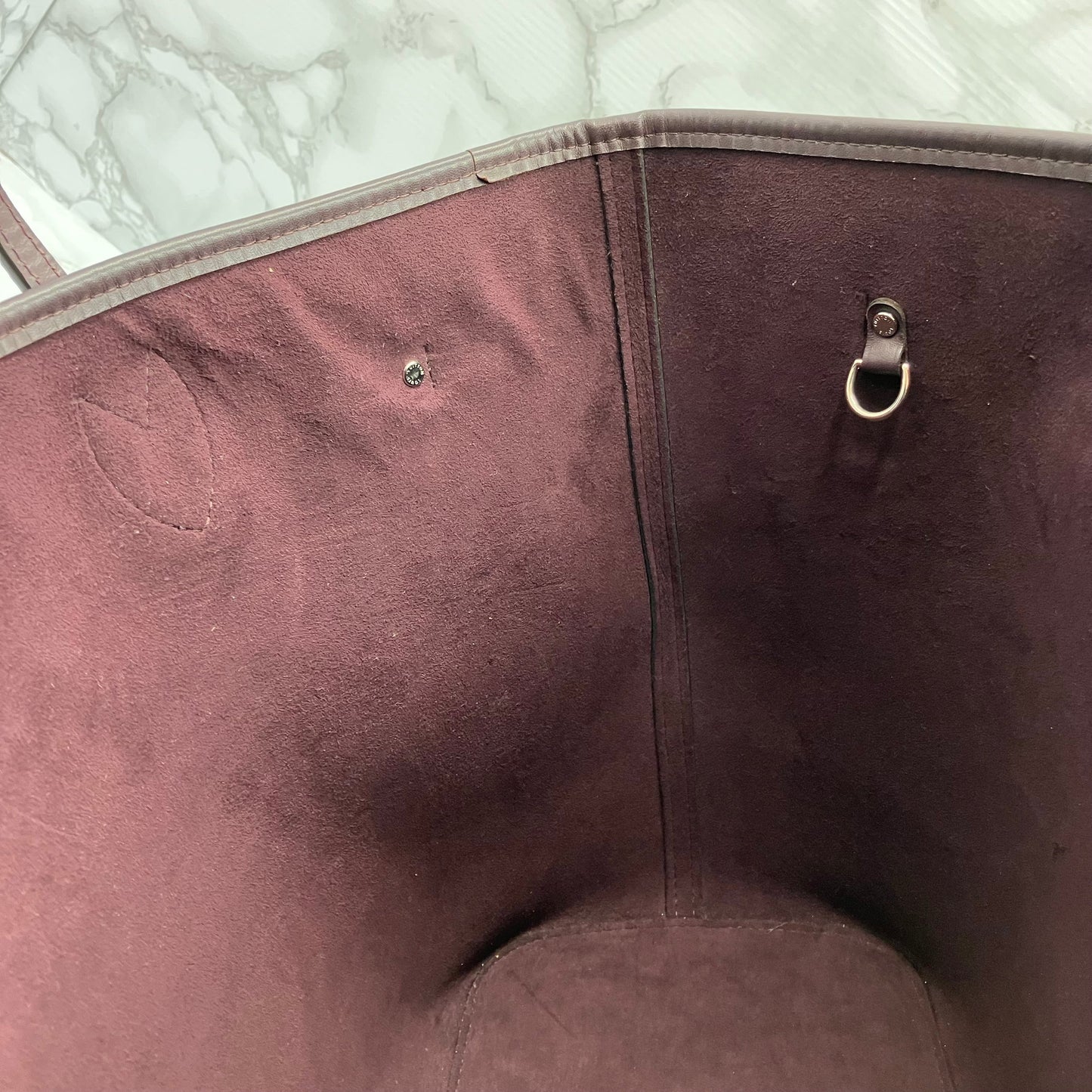 LOUIS VUITTON Epi Neverfull MM fuchsia