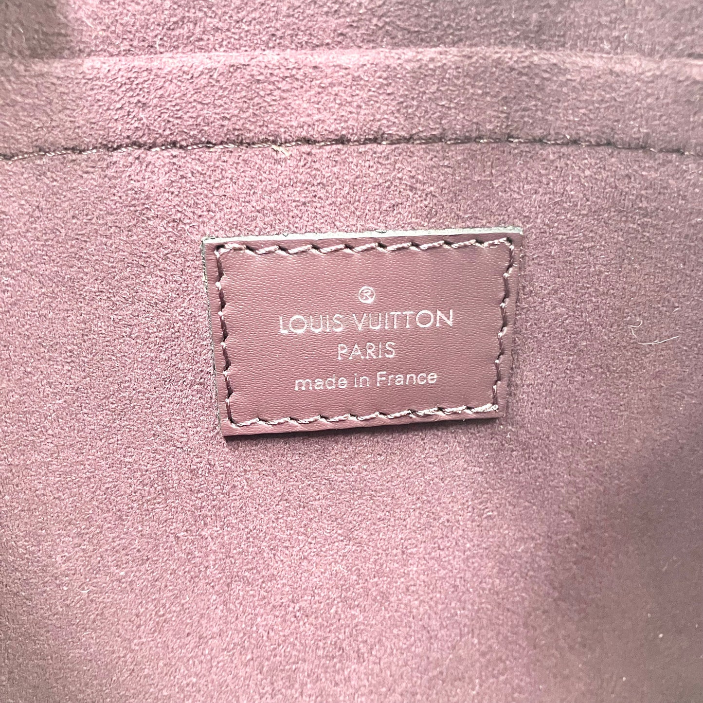 LOUIS VUITTON Epi Neverfull MM fuchsia