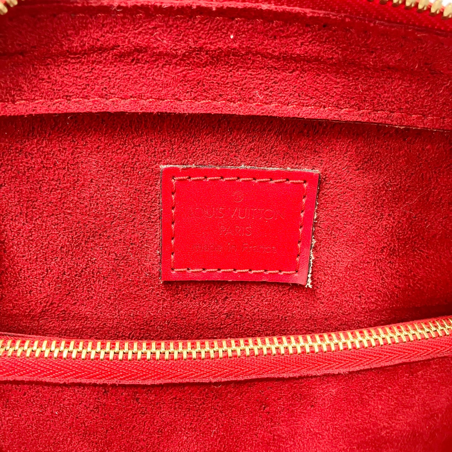 LOUIS VUITTON Epi Pont Neuf