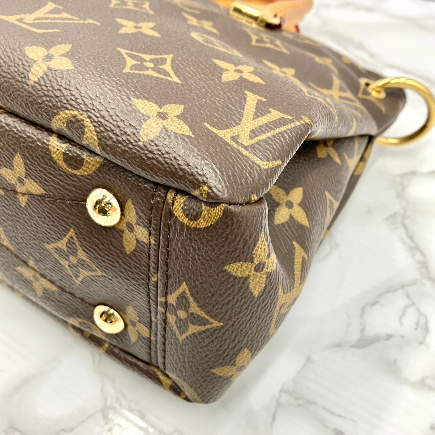 LOUIS VUITTON Monogram Pallas BB