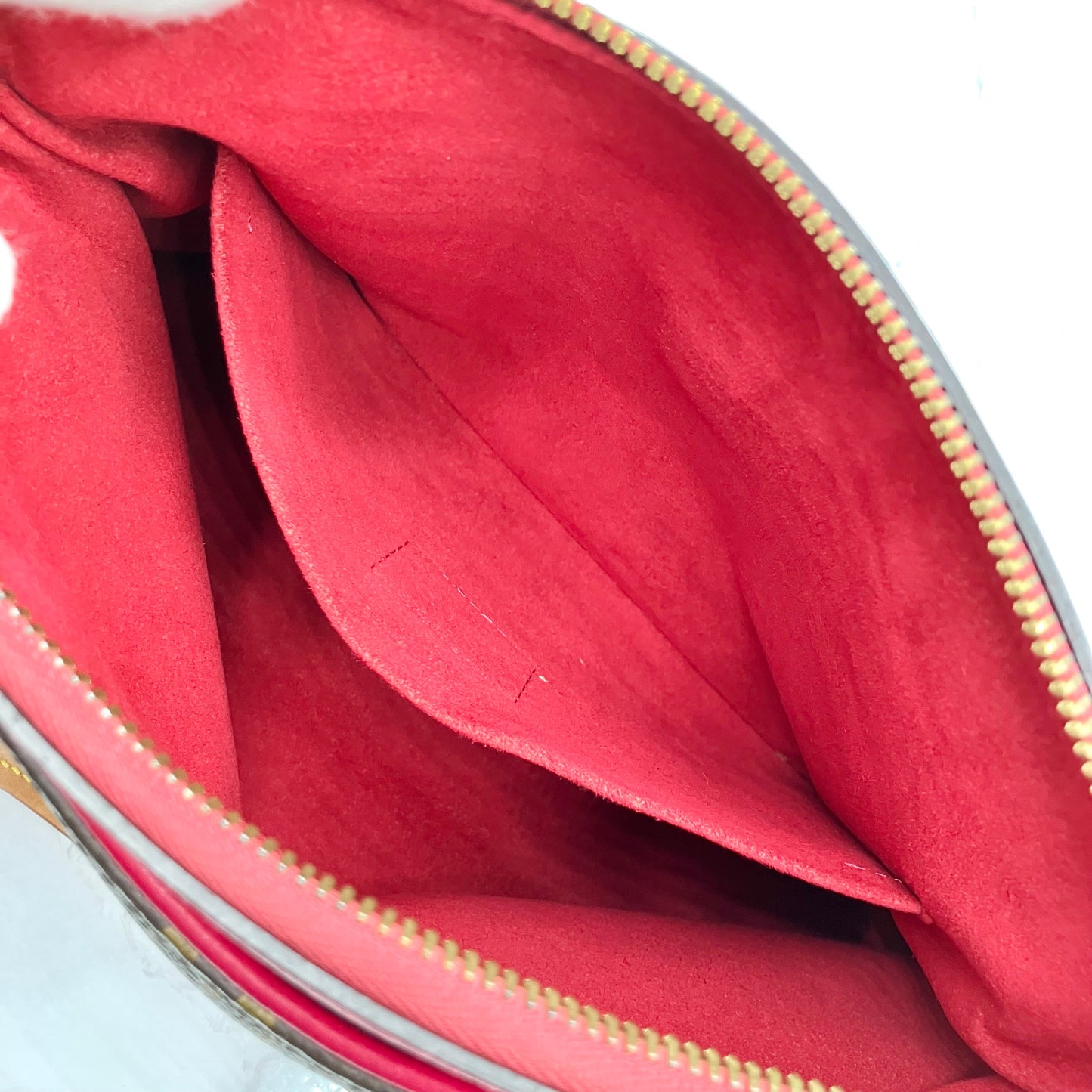 LOUIS VUITTON Monogram Pallas BB