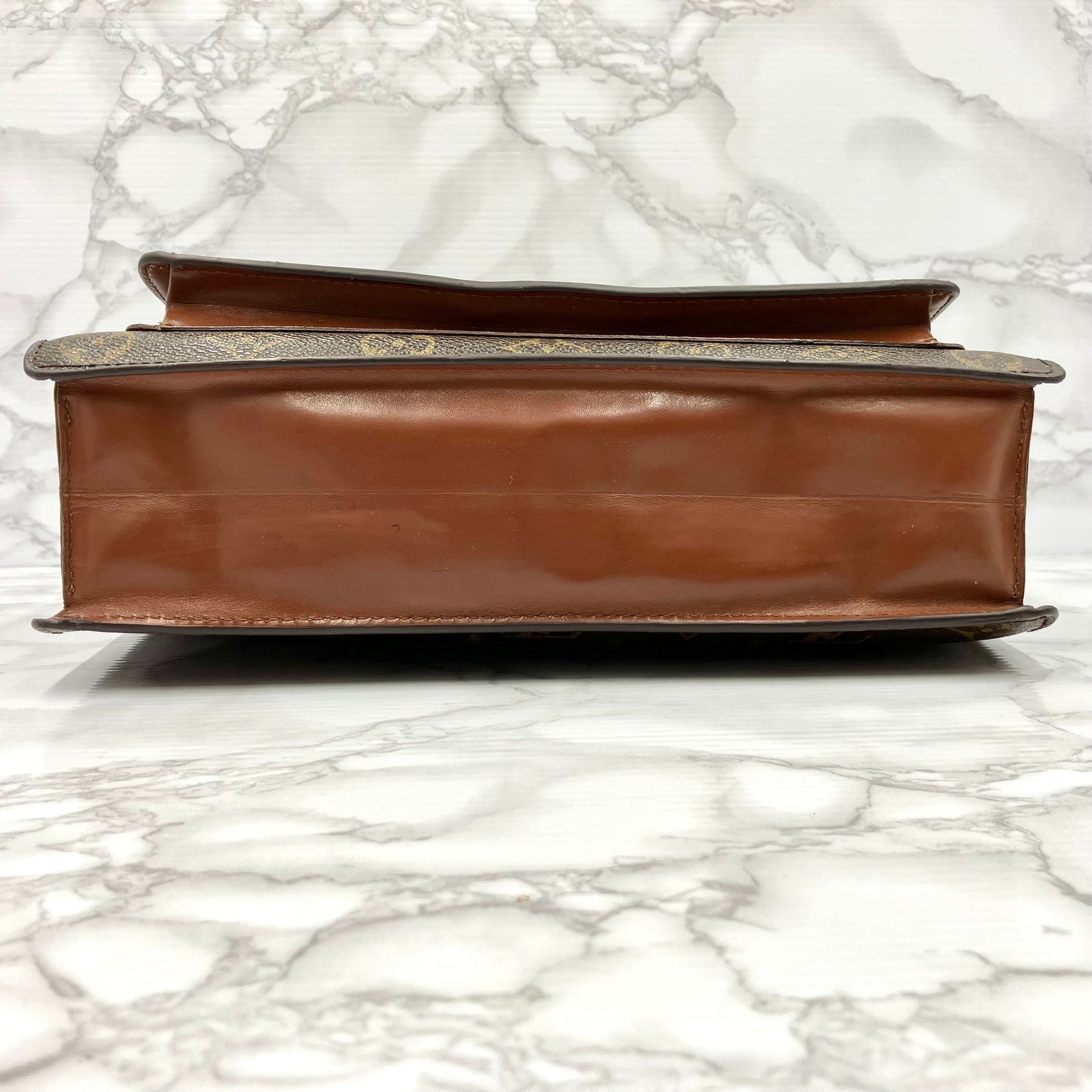LOUIS VUITTON Monogram monceau