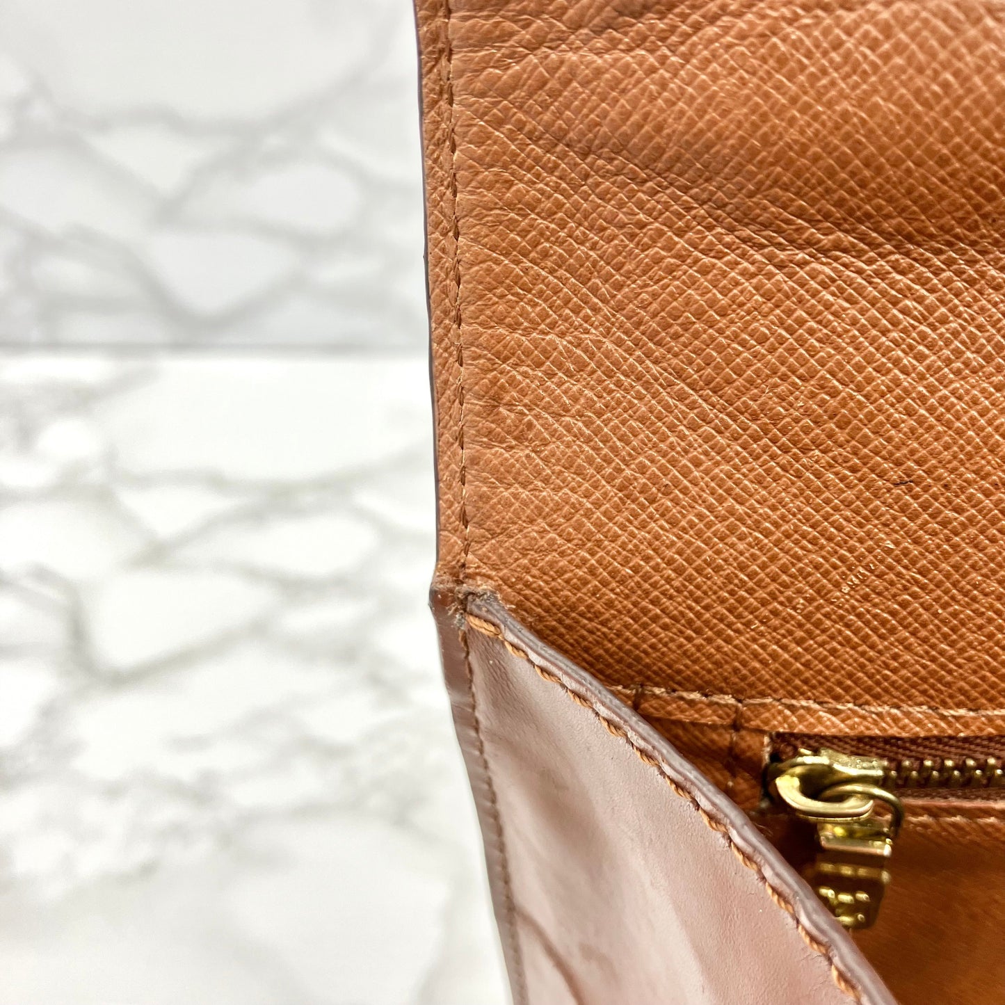 LOUIS VUITTON Monogram monceau
