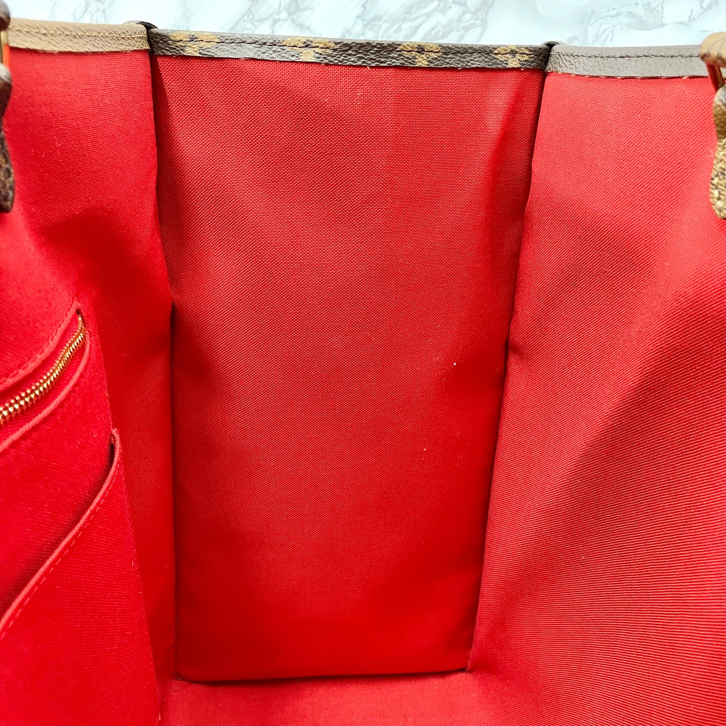 LOUIS VUITTON Giant Monogram Reverse ON THE GO GM