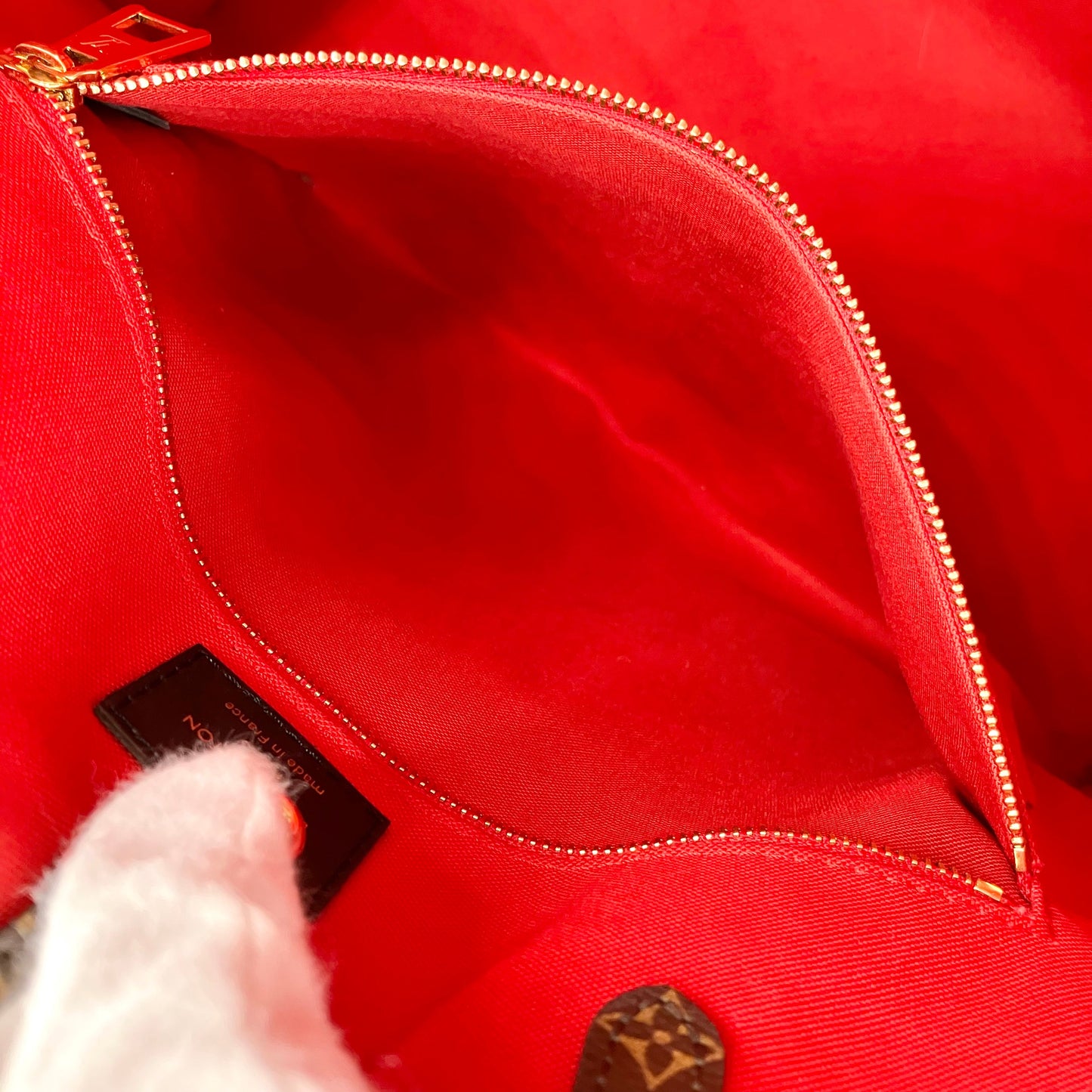 LOUIS VUITTON Giant Monogram Reverse ON THE GO GM