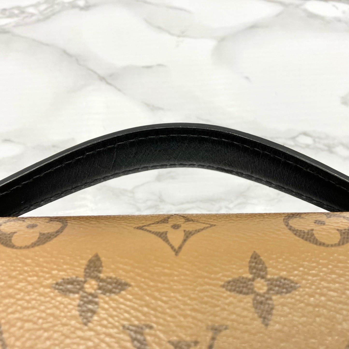 LOUIS VUITTON Monogram Reverse Metis