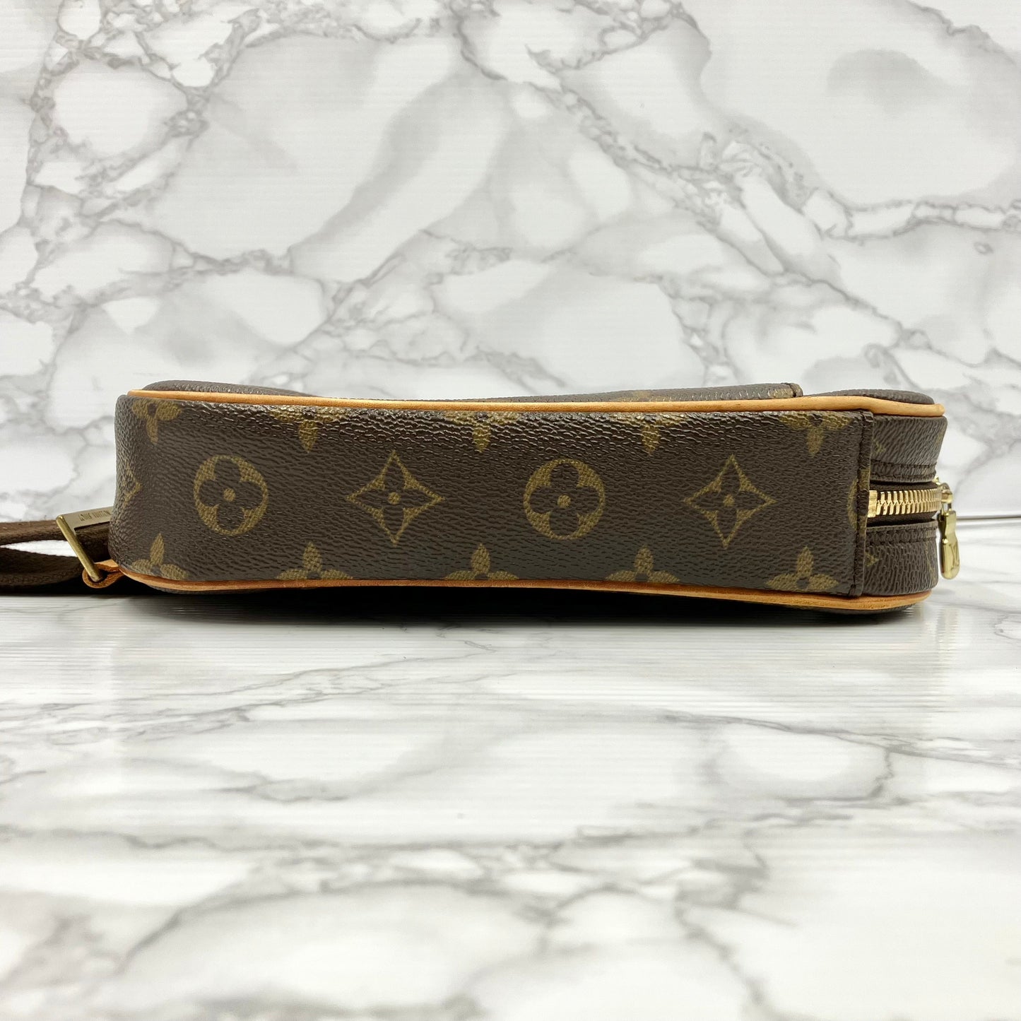 LOUIS VUITTON Monogram Pochette Gange