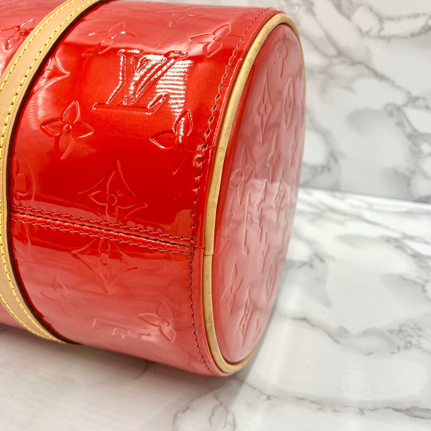 LOUIS VUITTON Vernis Papillon