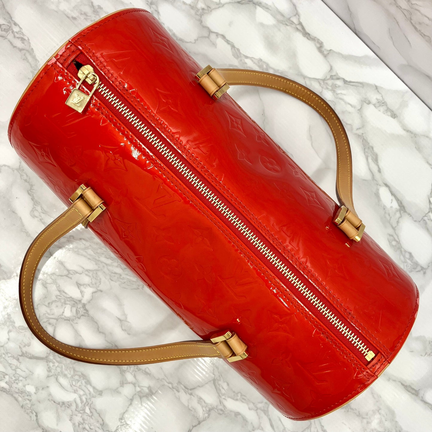 LOUIS VUITTON Vernis Papillon