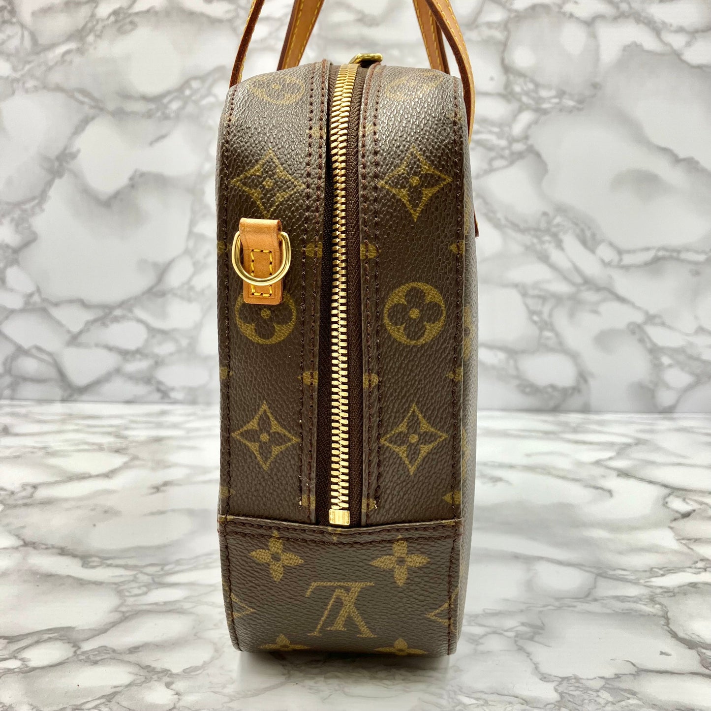 LOUIS VUITTON Monogram spontini