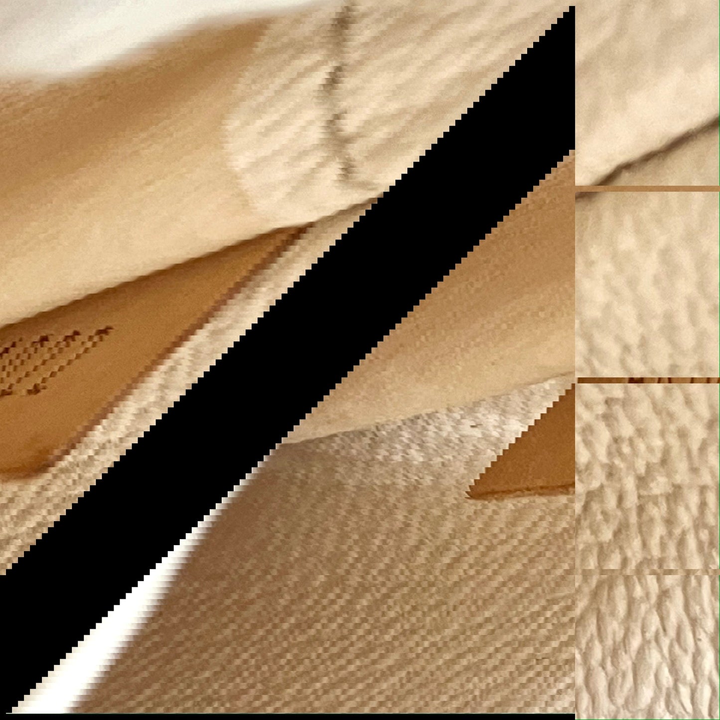 LOUIS VUITTON Monogram spontini