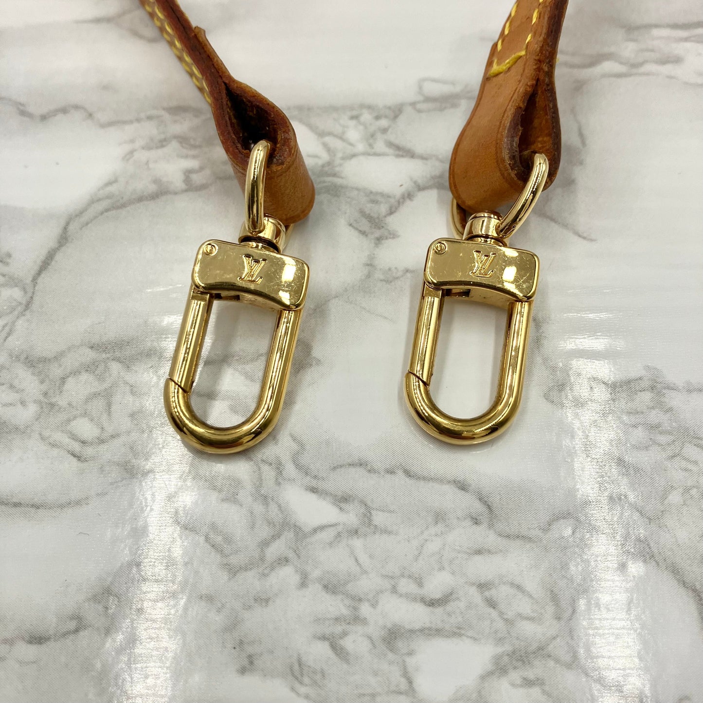 LOUIS VUITTON Monogram spontini