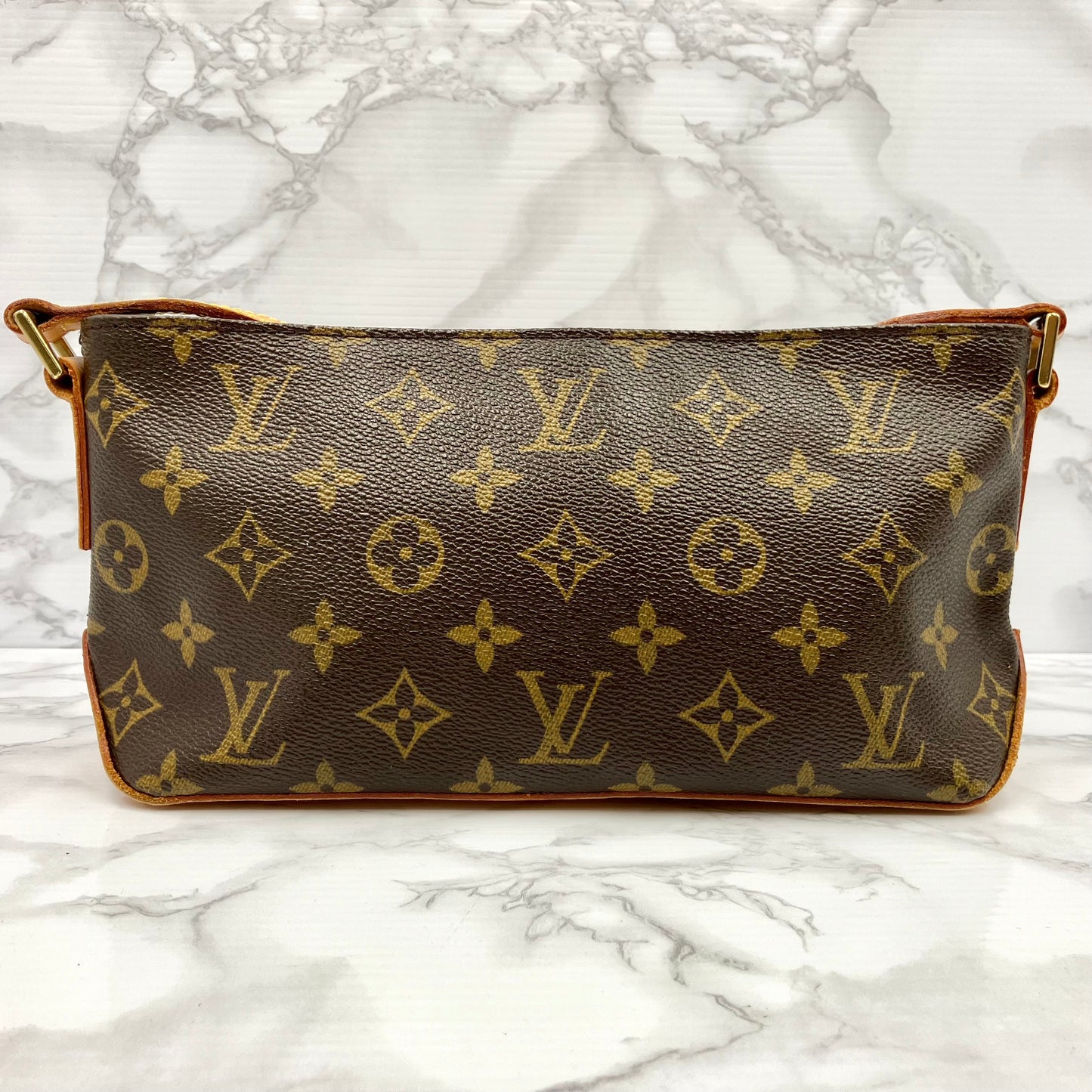 LOUIS VUITTON Monogram Trotter
